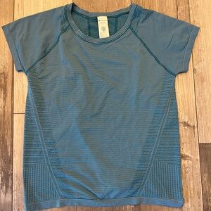 Athleta Women’s Striped Top